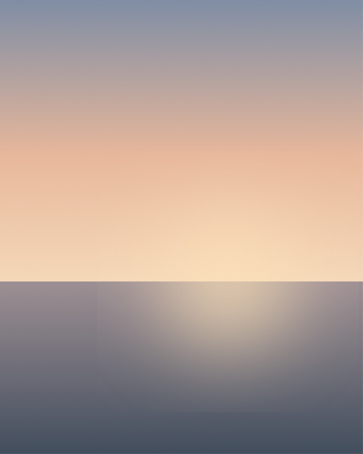 夕暮れの海と、色の変わっていく空